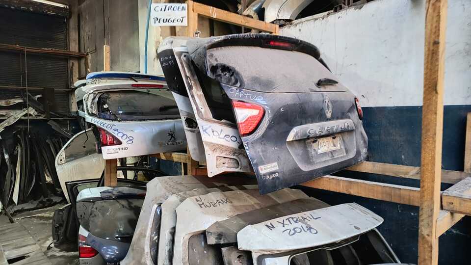 Portalones Toyota YARIS USADO