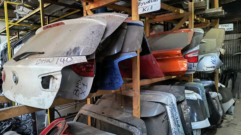 Portalones Toyota YARIS USADO