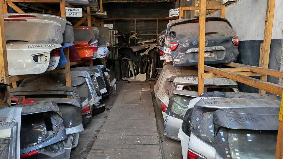 Portalones Toyota YARIS USADO