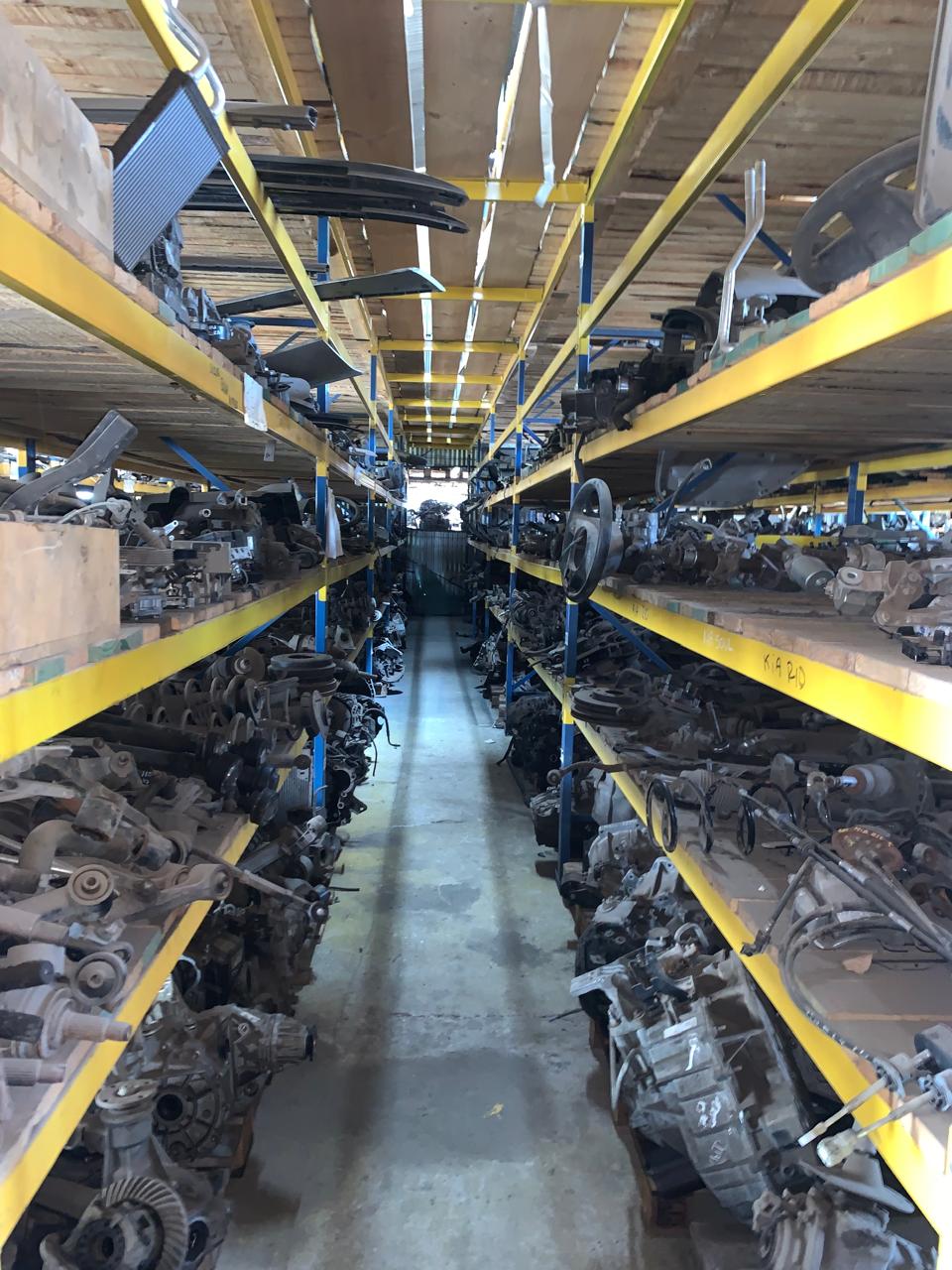 Repuestos autos y camiones Toyota YARIS USADO