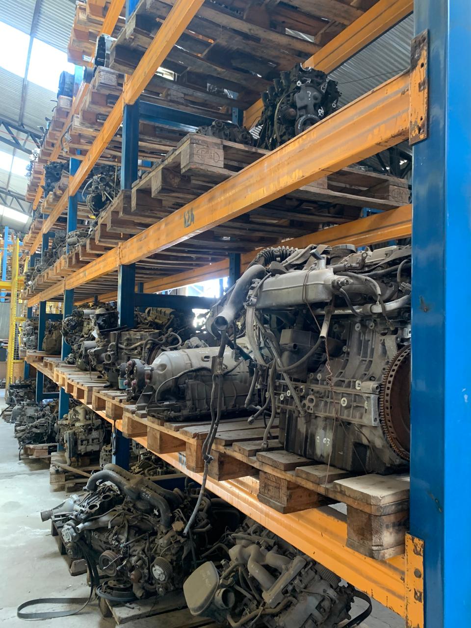 Repuestos autos y camiones Toyota YARIS USADO