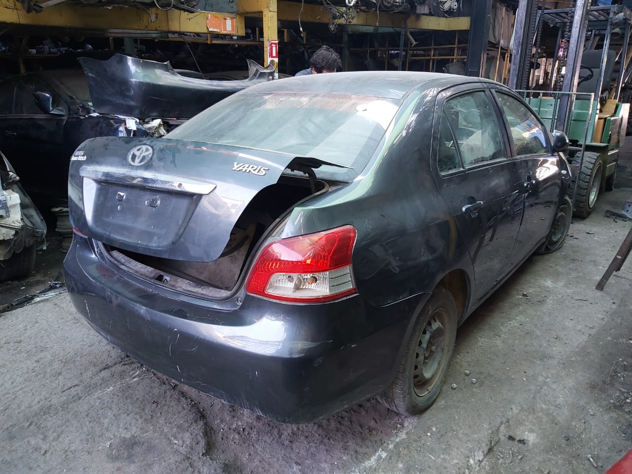  Toyota YARIS 2012    EN DESARME
