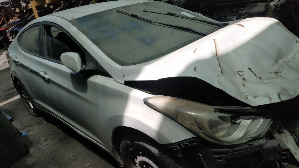  Hyundai ELANTRA 2011    EN DESARME