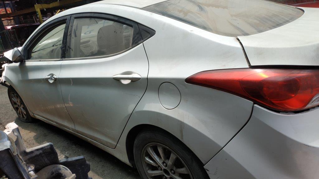  Hyundai ELANTRA 2011    EN DESARME