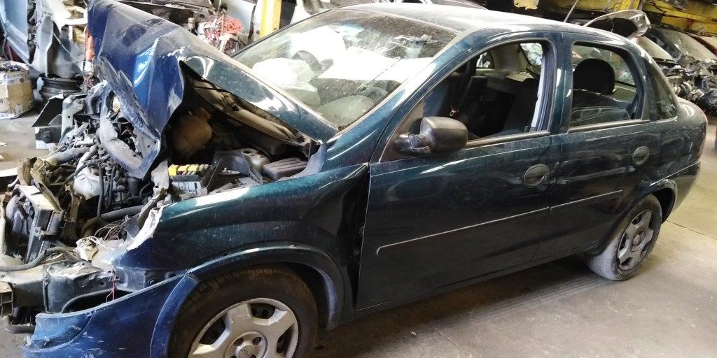  Chevrolet CORSA 2003    EN DESARME