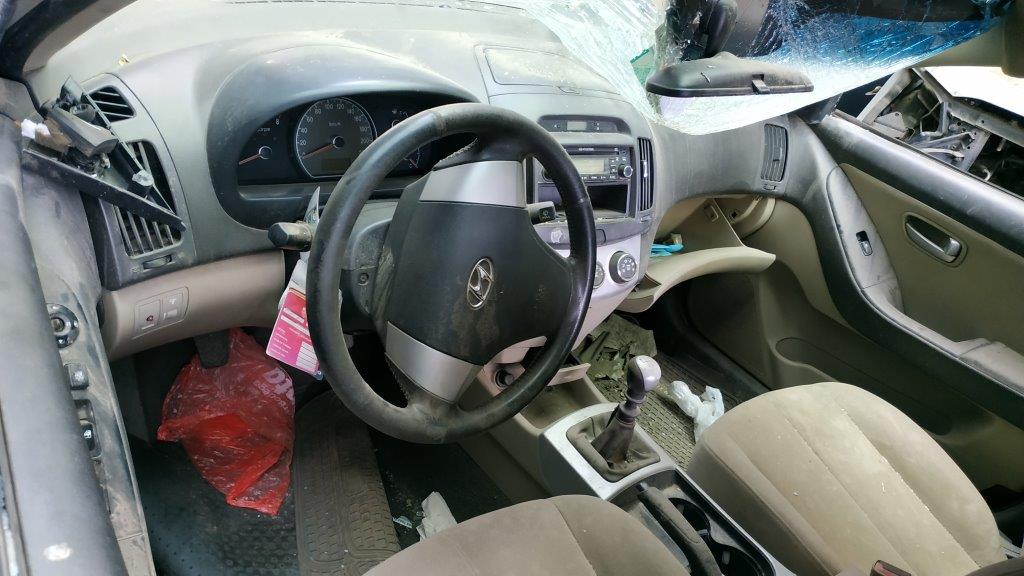  Hyundai ELANTRA 2009    EN DESARME