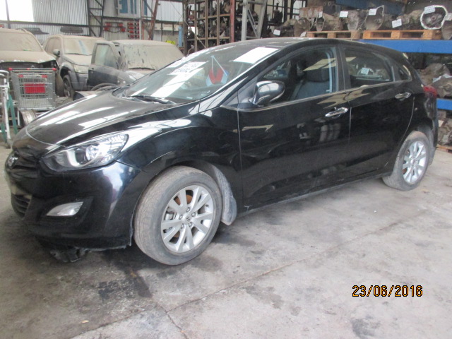  Hyundai i30 2013    EN DESARME