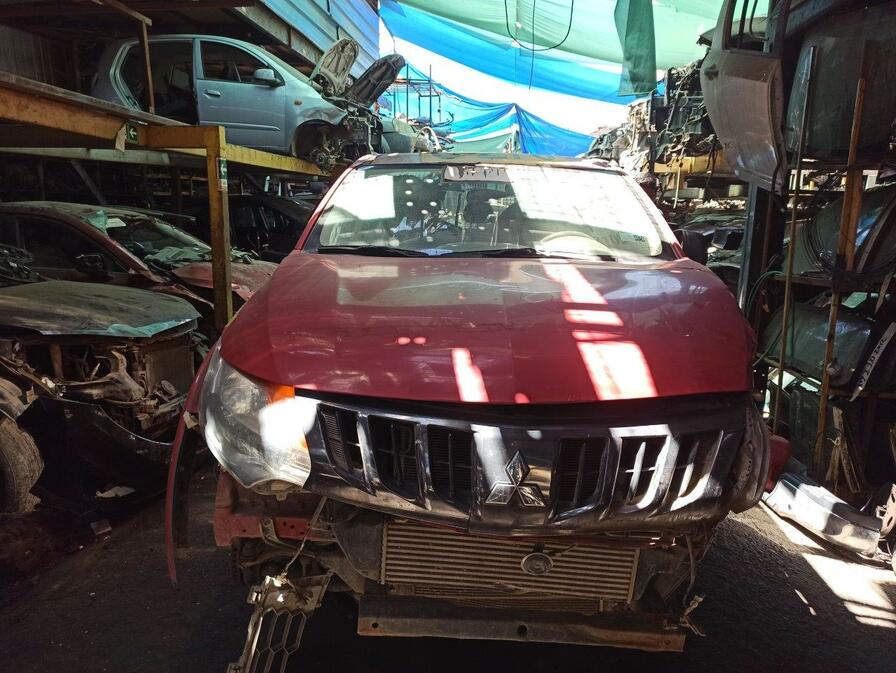  Mitsubishi L200  USADO