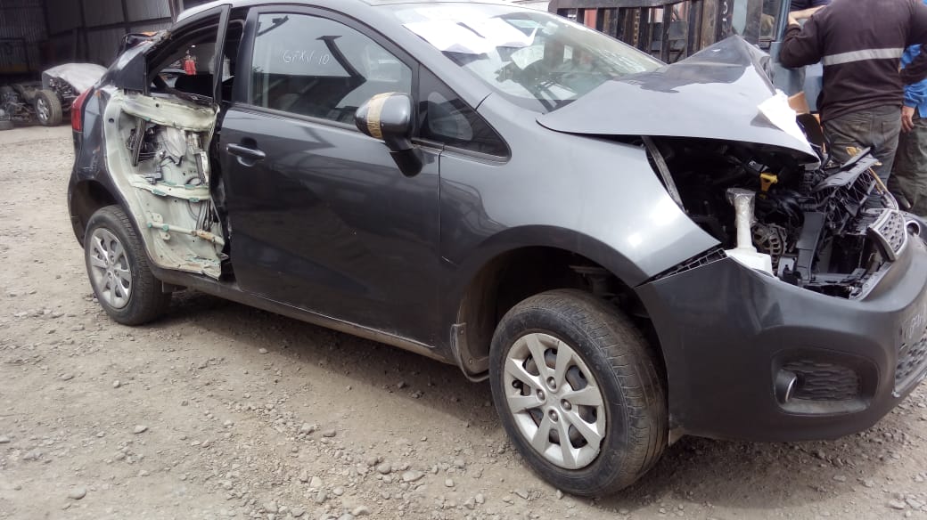  Kia RIO 2014    EN DESARME