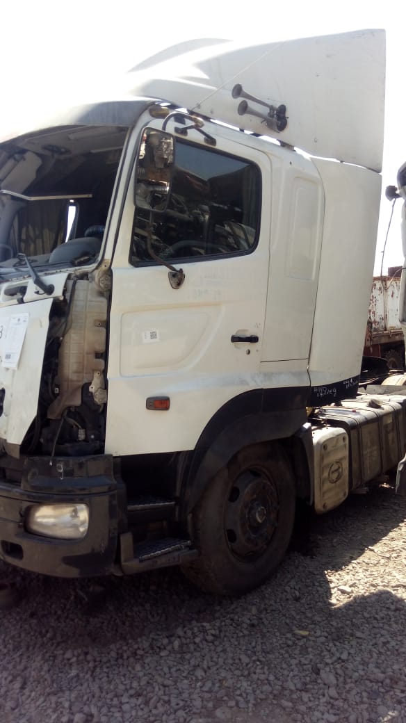 Hino 700 2009    EN DESARME