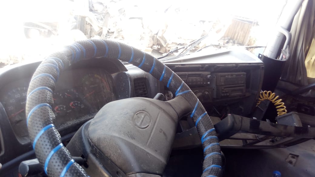  Hino 700 2009    EN DESARME
