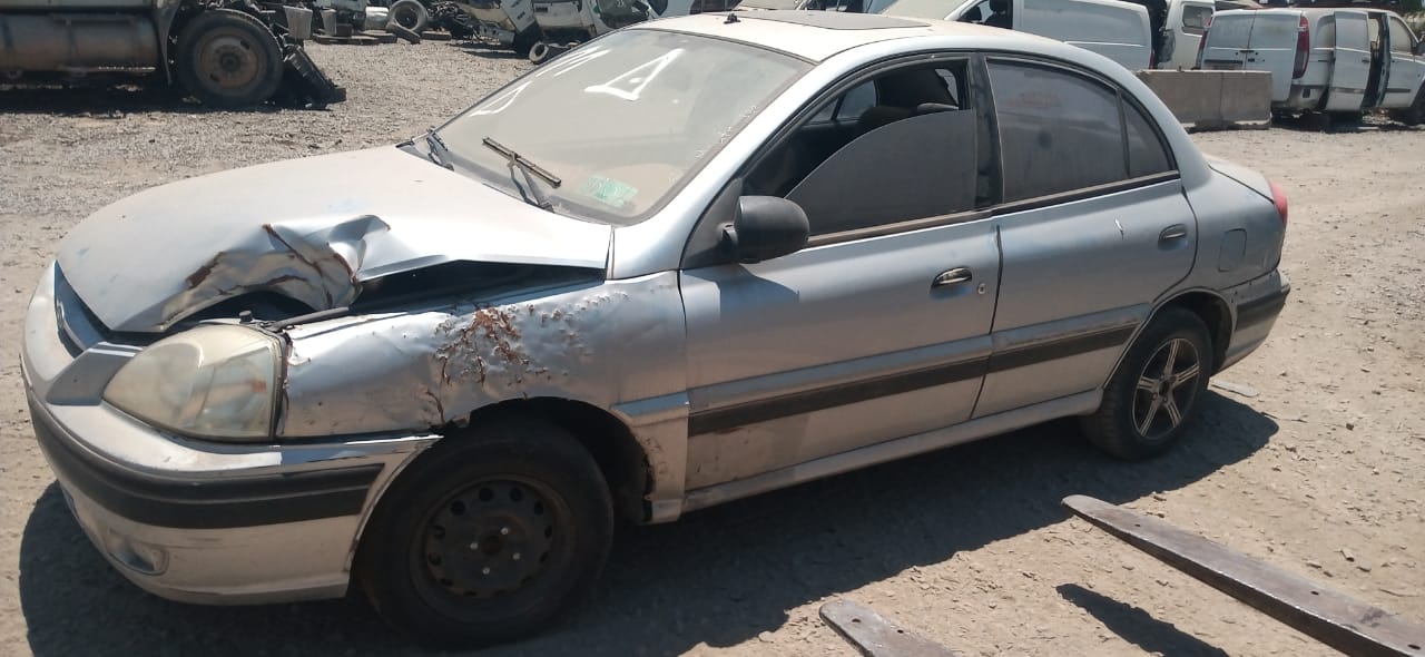  Kia RIO 2005    EN DESARME