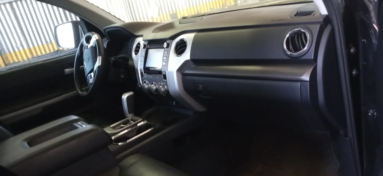  Toyota TUNDRA 2019    EN DESARME