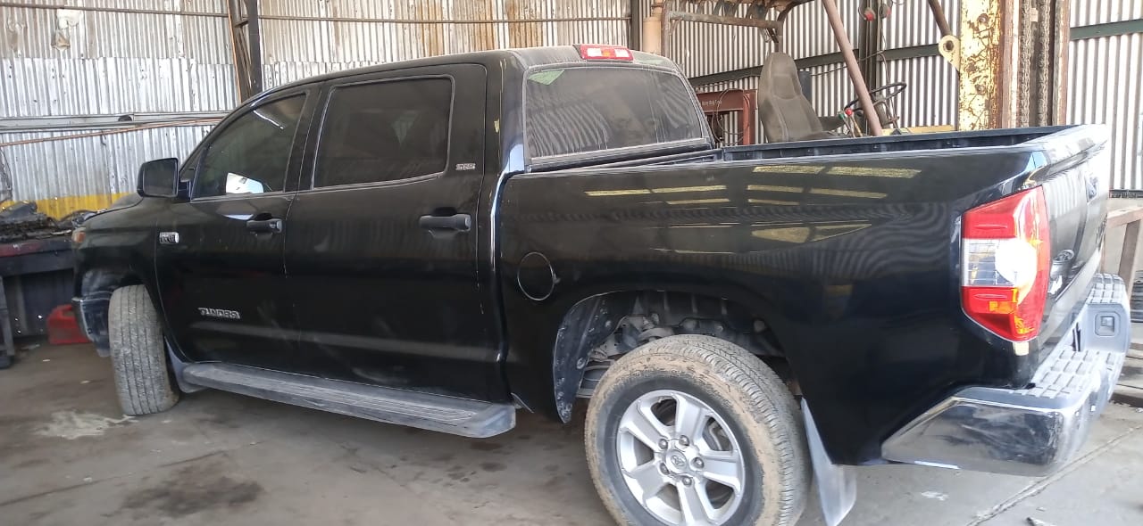  Toyota TUNDRA 2019    EN DESARME