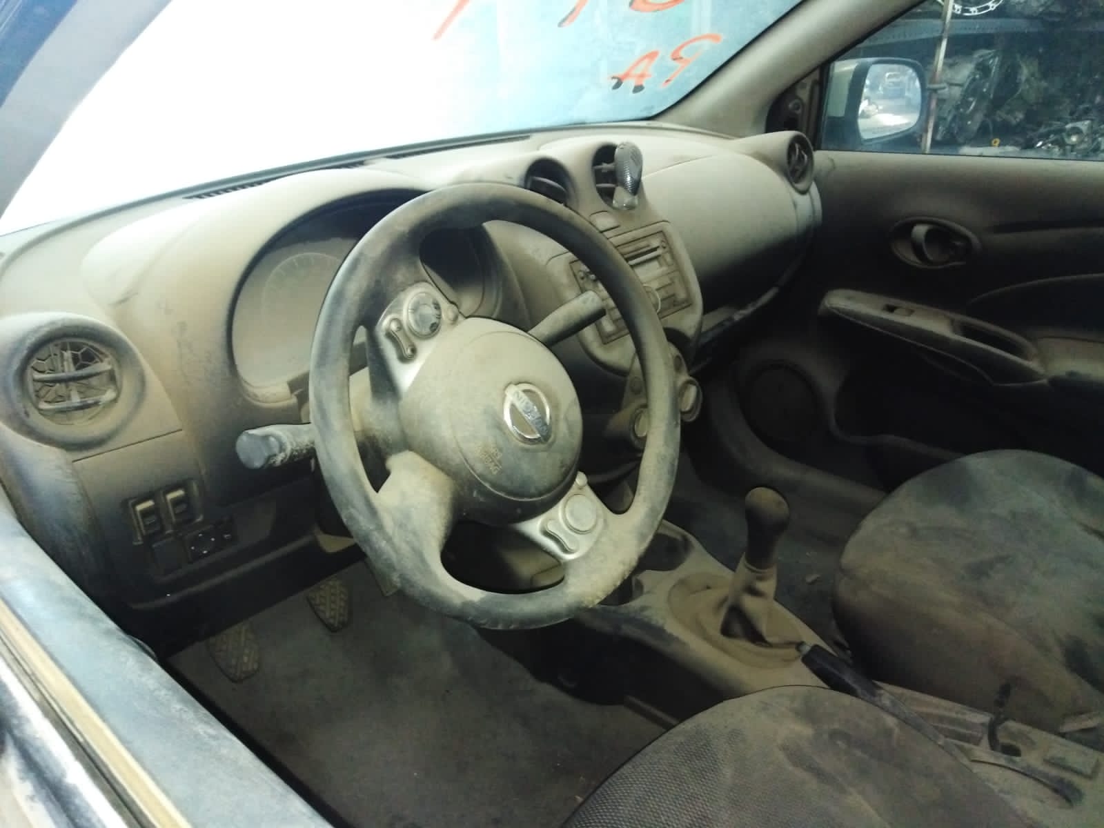  Nissan VERSA 2013    EN DESARME