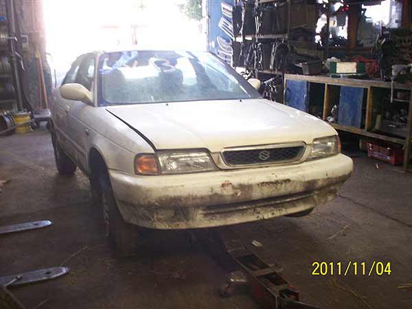  Suzuki BALENO 2000    EN DESARME
