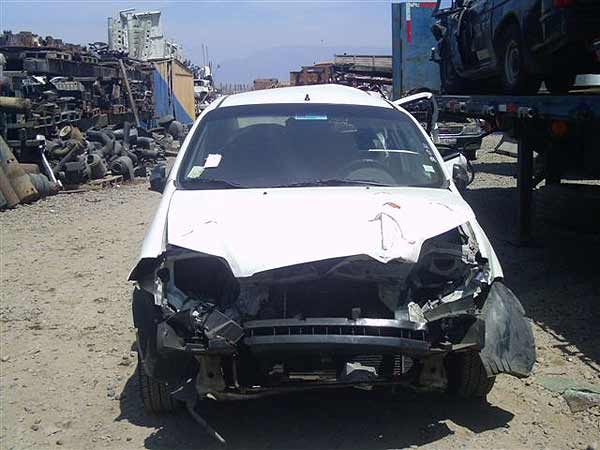  Chevrolet AVEO 2006    EN DESARME