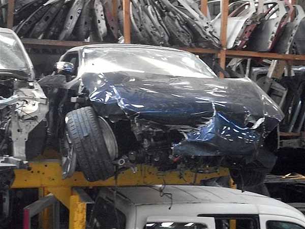 MUñON Audi TT 2009  USADO  EN DESARME