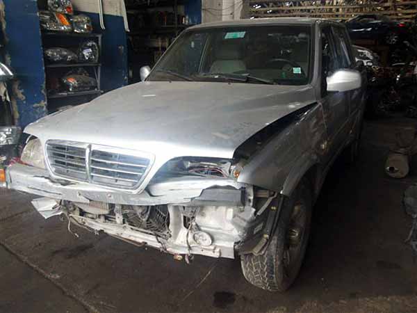  Ssangyong MUSSO 2005    EN DESARME
