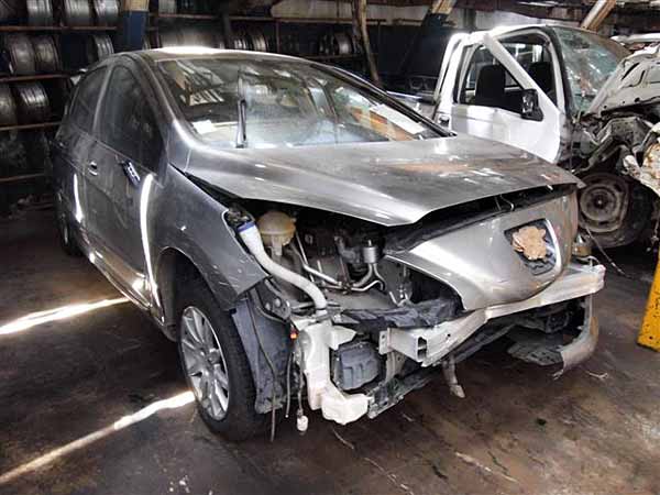  Peugeot 308 2011    EN DESARME