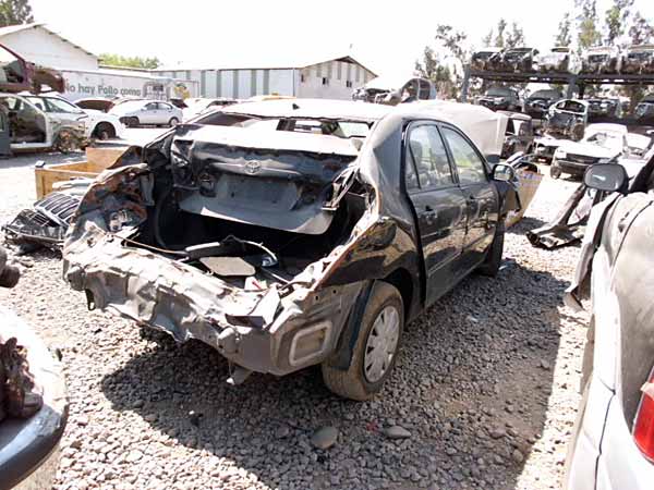  Toyota COROLLA 2006    EN DESARME