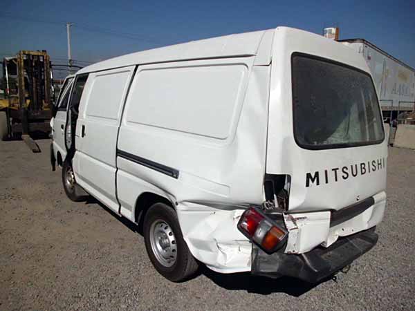  Mitsubishi L300 2010    EN DESARME