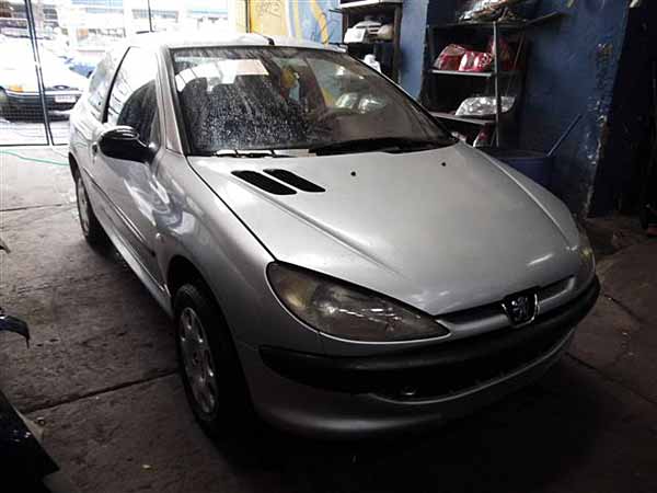  Peugeot 206 2003    EN DESARME