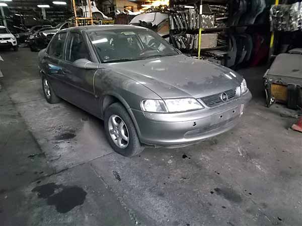  Opel VECTRA 1996    EN DESARME