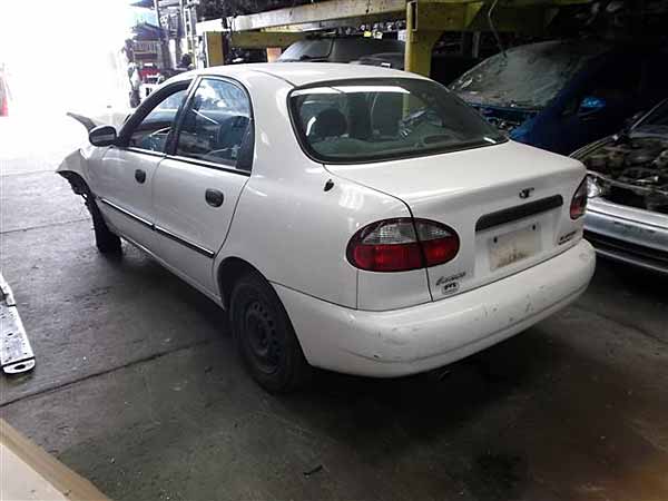  Daewoo LANOS 1998    EN DESARME