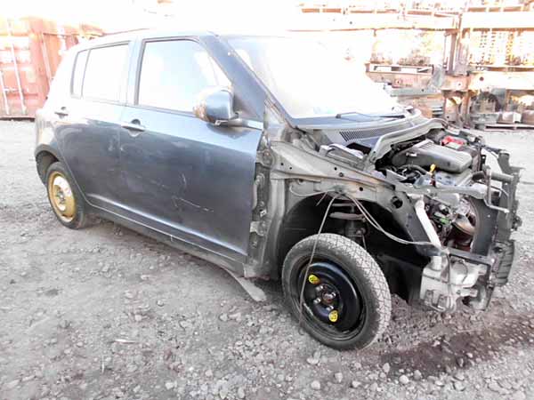  Suzuki SWIFT 2007    EN DESARME