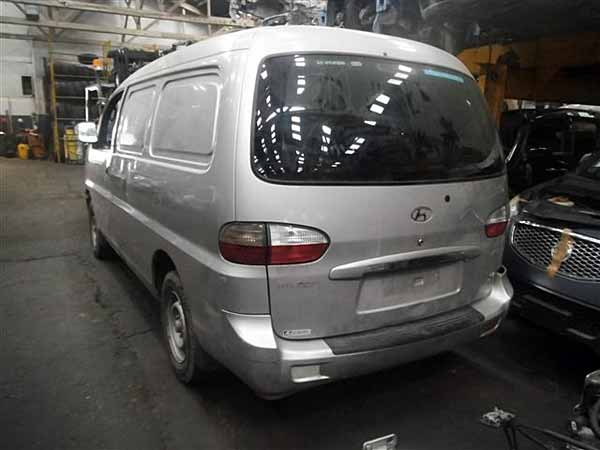  Hyundai H1 2006    EN DESARME