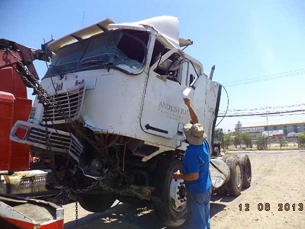  International 9700 1996    EN DESARME