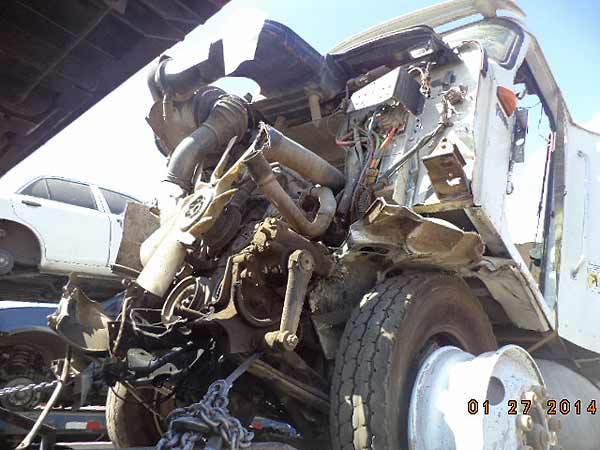  International 9200i 2008    EN DESARME
