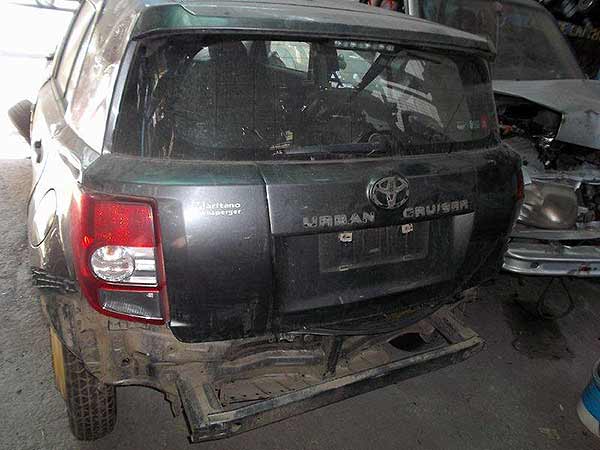  Toyota URBAN 2011    EN DESARME