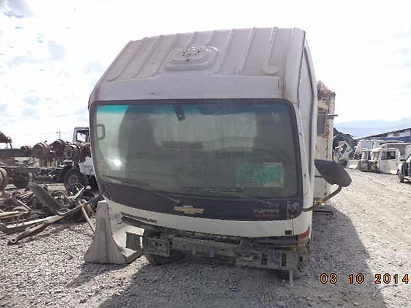  Chevrolet NPR 2003    EN DESARME