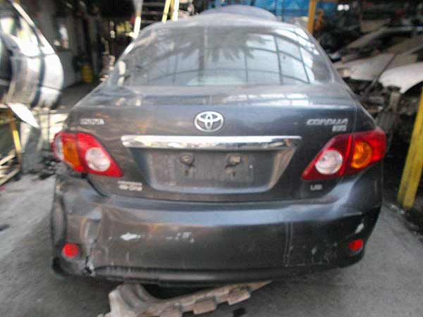  Toyota COROLLA 2011    EN DESARME