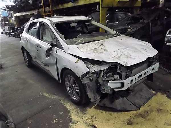  Ford FOCUS 2012    EN DESARME