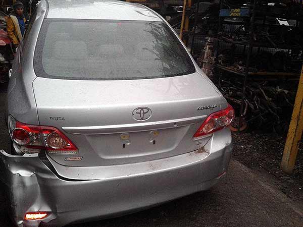  Toyota COROLLA 2011    EN DESARME