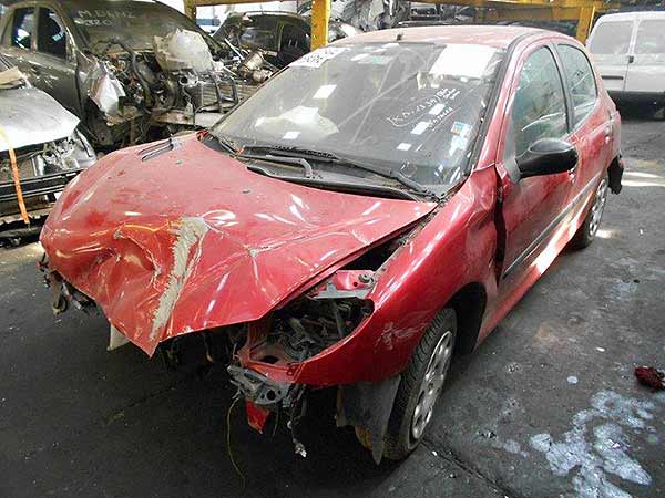  Peugeot 206 2004    EN DESARME