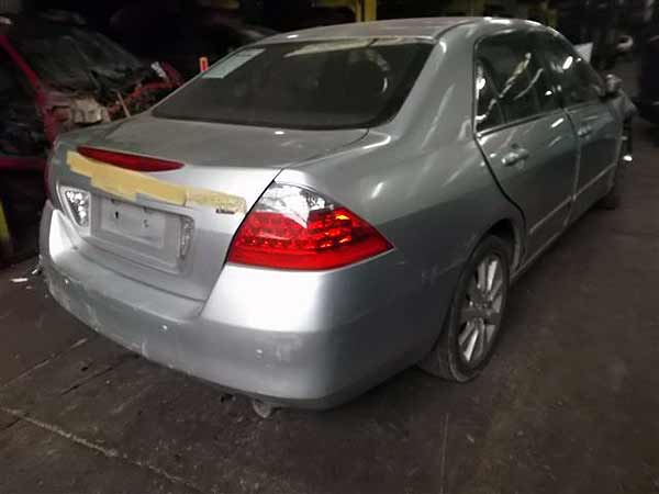  Honda ACCORD 2006    EN DESARME