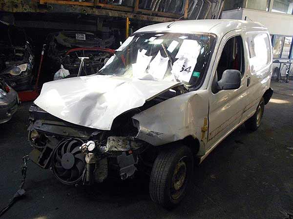  Peugeot PARTNER 2004    EN DESARME