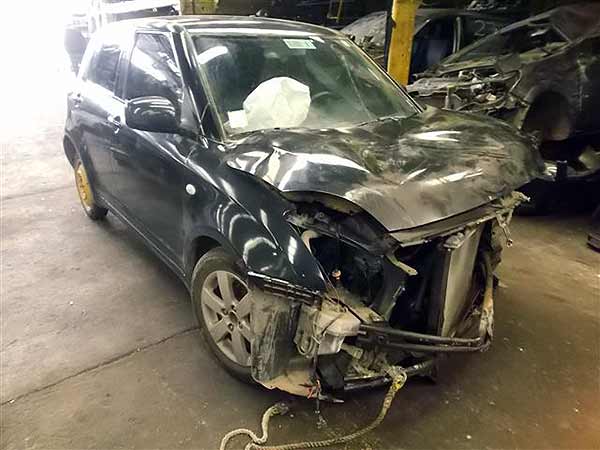  Suzuki SWIFT 2010    EN DESARME