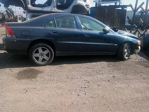  Volvo S60 2007    EN DESARME