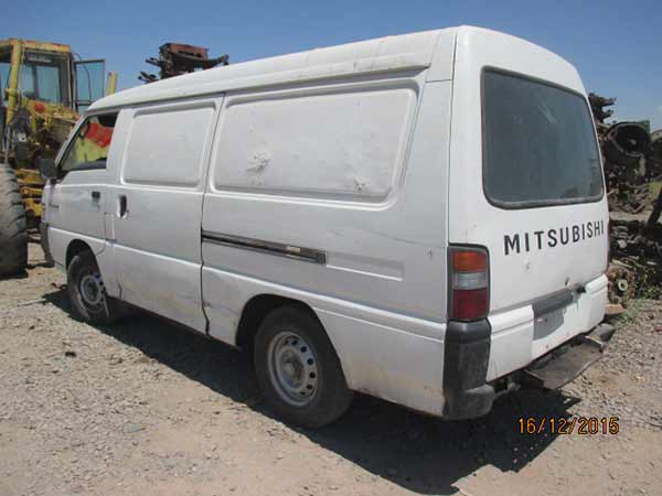  Mitsubishi L300 2013    EN DESARME