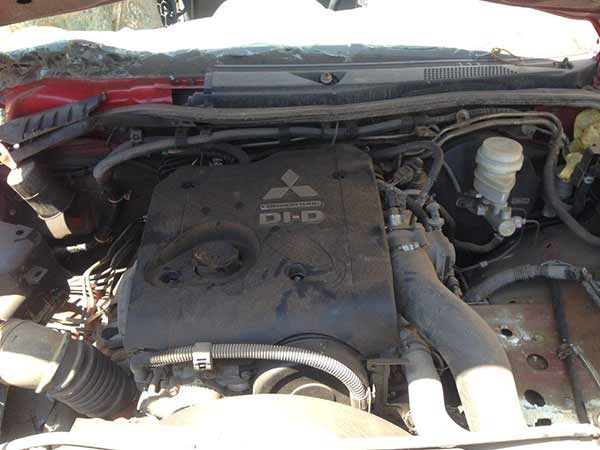  Mitsubishi L200 2014    EN DESARME