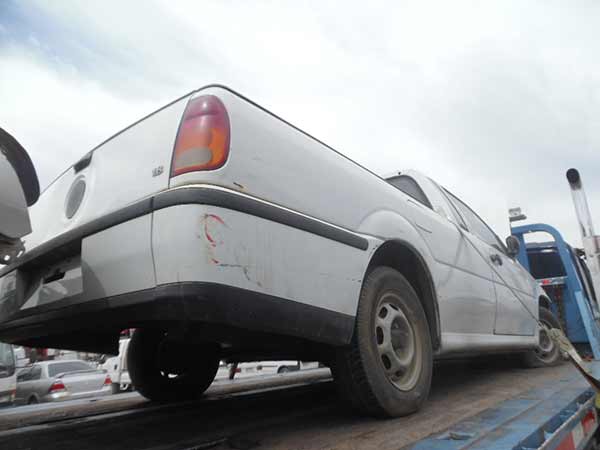  Volkswagen GOL 2001    EN DESARME