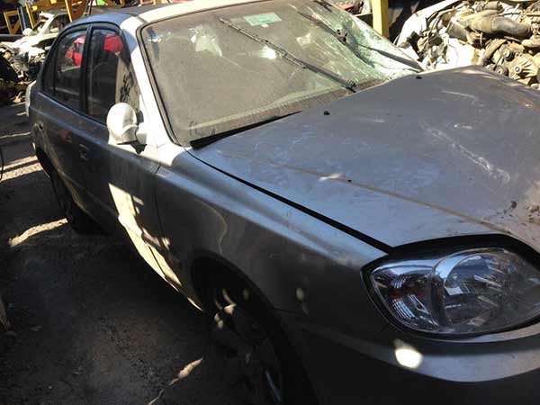  Hyundai ACCENT 2005    EN DESARME