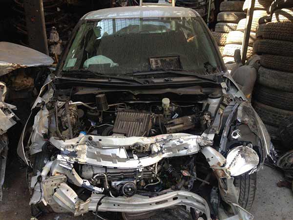  Suzuki SWIFT 2014    EN DESARME