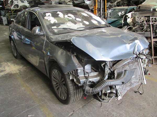  Opel INSIGNA 2014    EN DESARME
