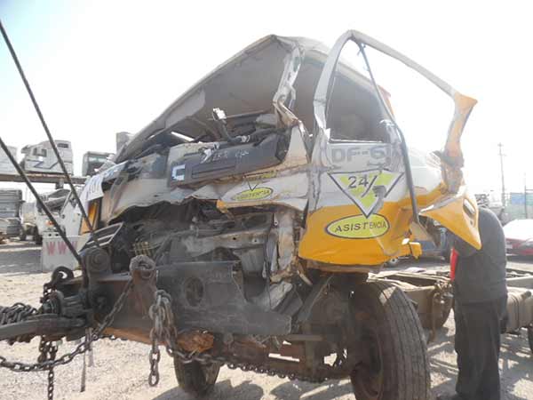  Dongfeng DF612 2012    EN DESARME